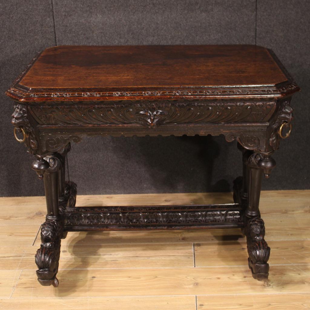 20th Century Oak Wood Renaissance Style French Writing Desk, 1920s For Sale 3