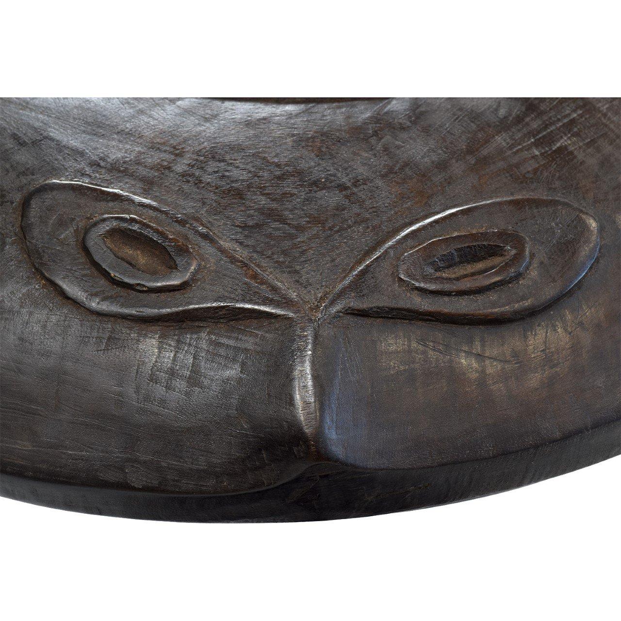 20ième siècle Plat à bête en bois océanique du 20ème siècle avec motif de renard volant stylisé  en vente