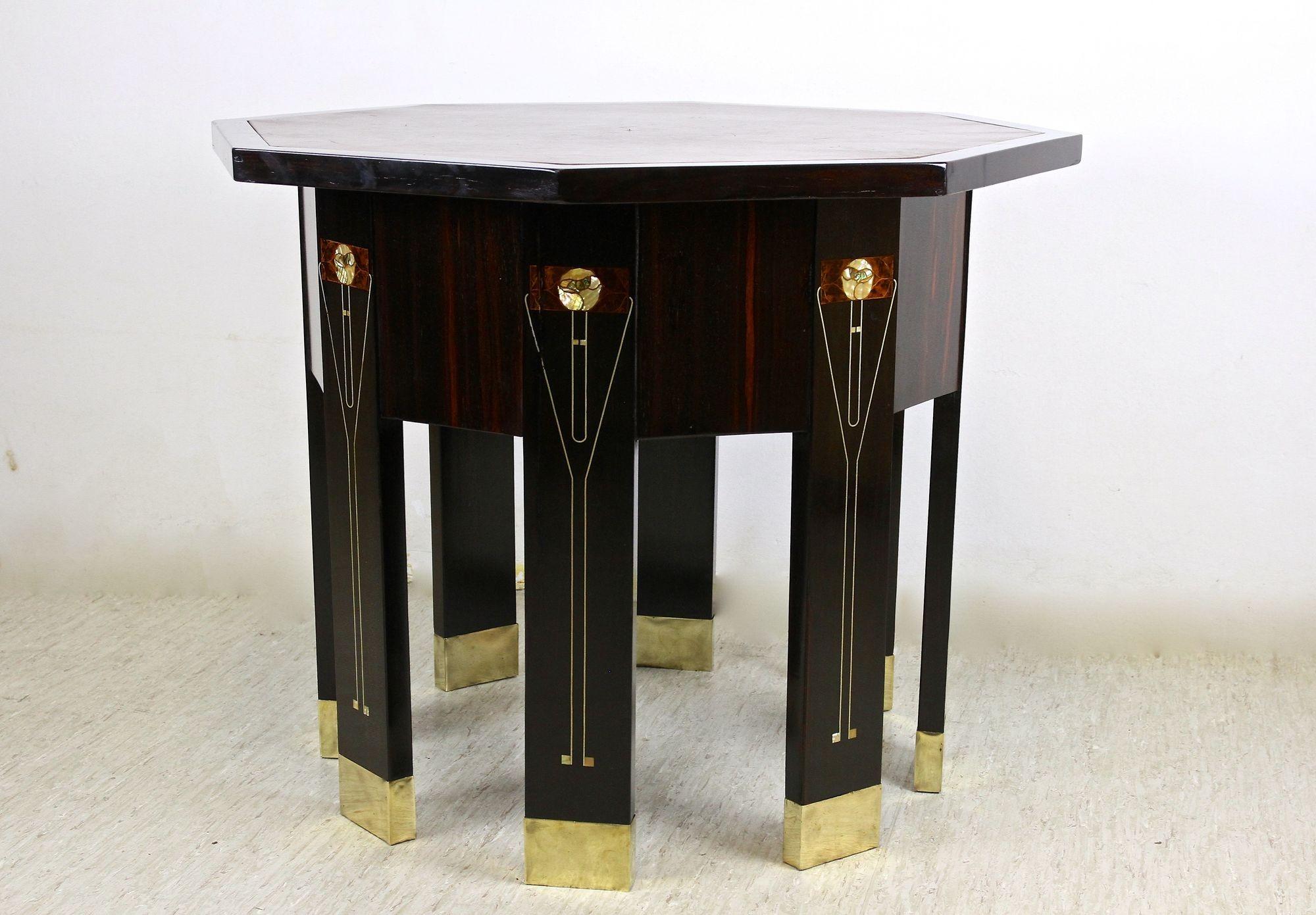 20th Century Octagonal Art Nouveau Table, Mother Of Pearl Inlays, AT ca. 1905 For Sale 5