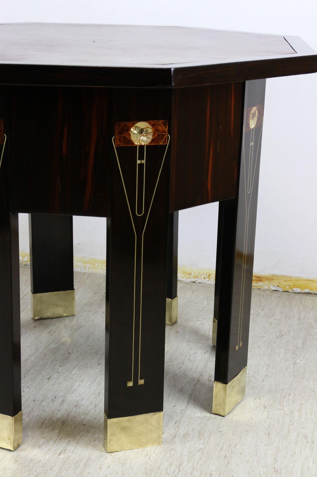 20th Century Octagonal Art Nouveau Table, Mother Of Pearl Inlays, AT ca. 1905 For Sale 8
