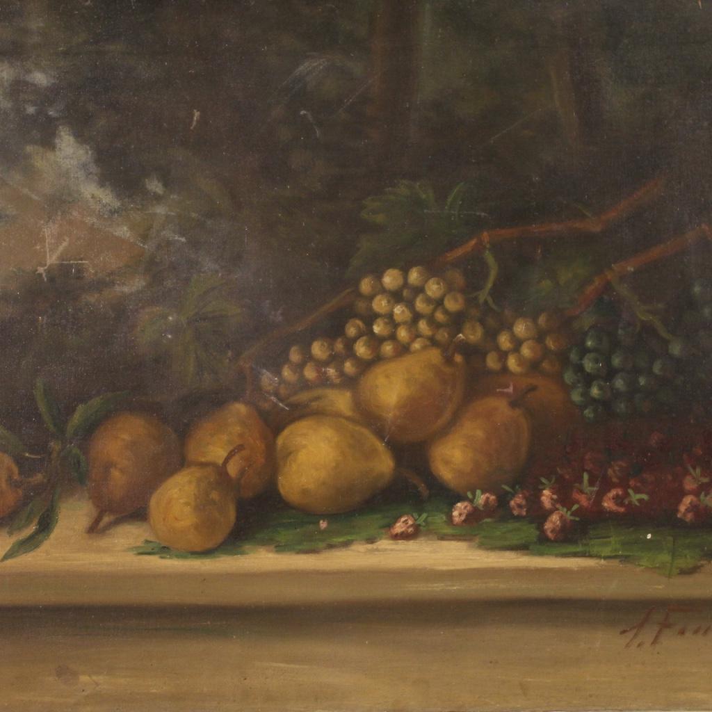 Italian painting from the first half of the 20th century. Artwork oil on canvas depicting still life with fruit of good pictorial quality. Nice sized and pleasantly furnished painting decorated with a carved and gilded wooden and plaster frame