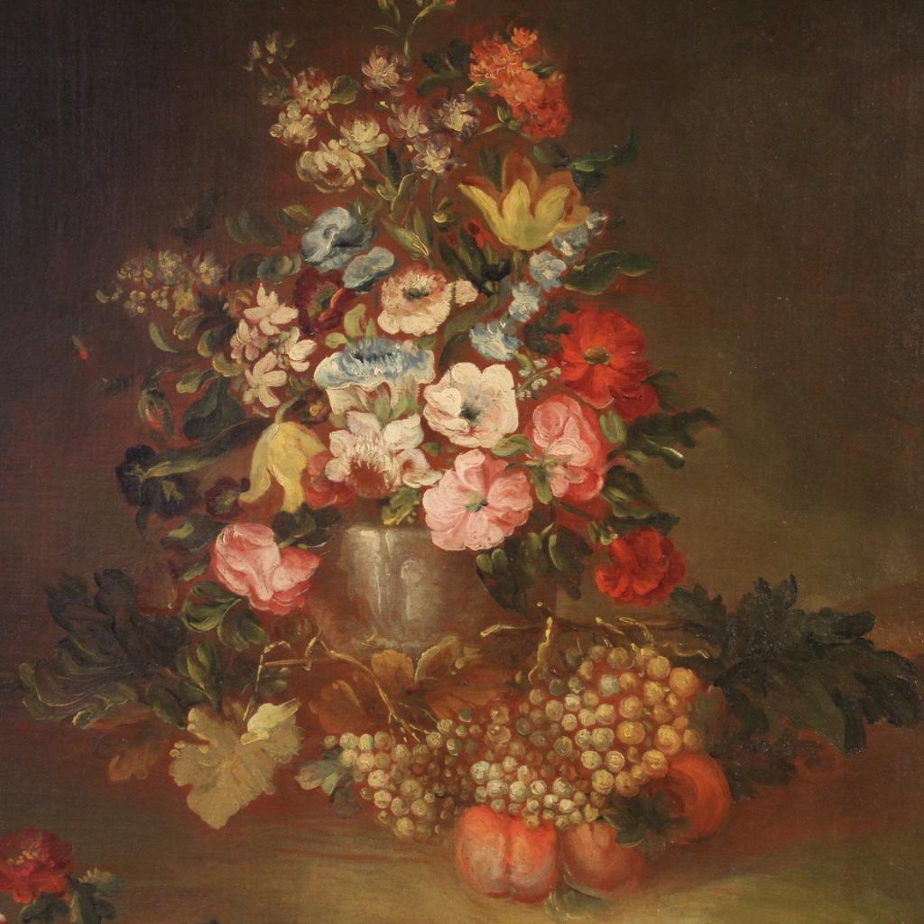 Italian painting from the first half of the 20th century. Oil painting on canvas of great size and impact depicting still life with flowers and fruit of good pictorial quality. Framework for antique dealers and collectors of fabulous decor.