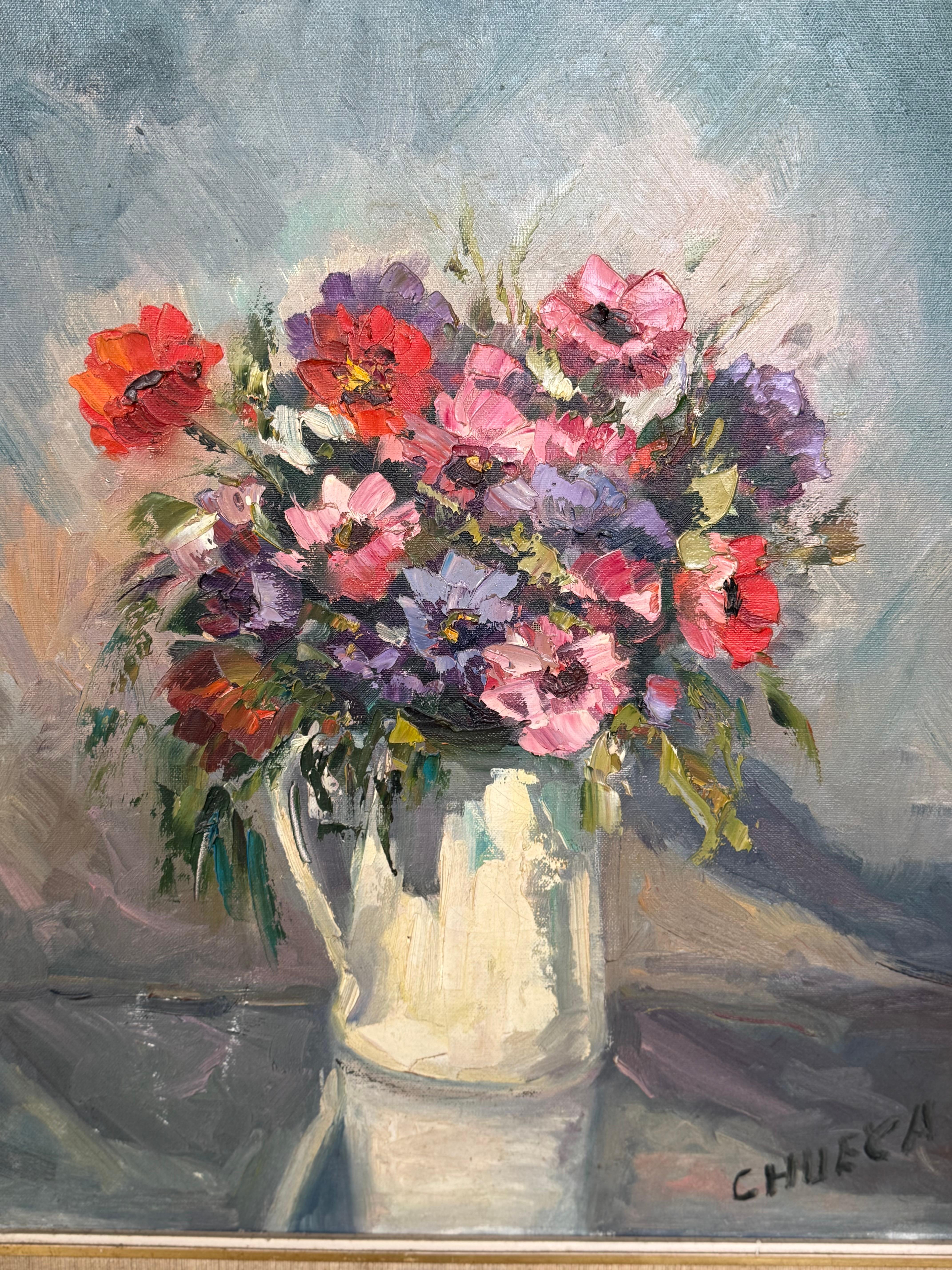 Spanische Malerei aus dem frühen 20. Jahrhundert. Acrylkunstwerk auf Leinwand, das ein Stillleben, eine Vase mit Blumen, von guter malerischer Qualität darstellt. Rahmen aus der zweiten Hälfte des 20. Jahrhunderts, aus Holz und Gips, geschnitzt und