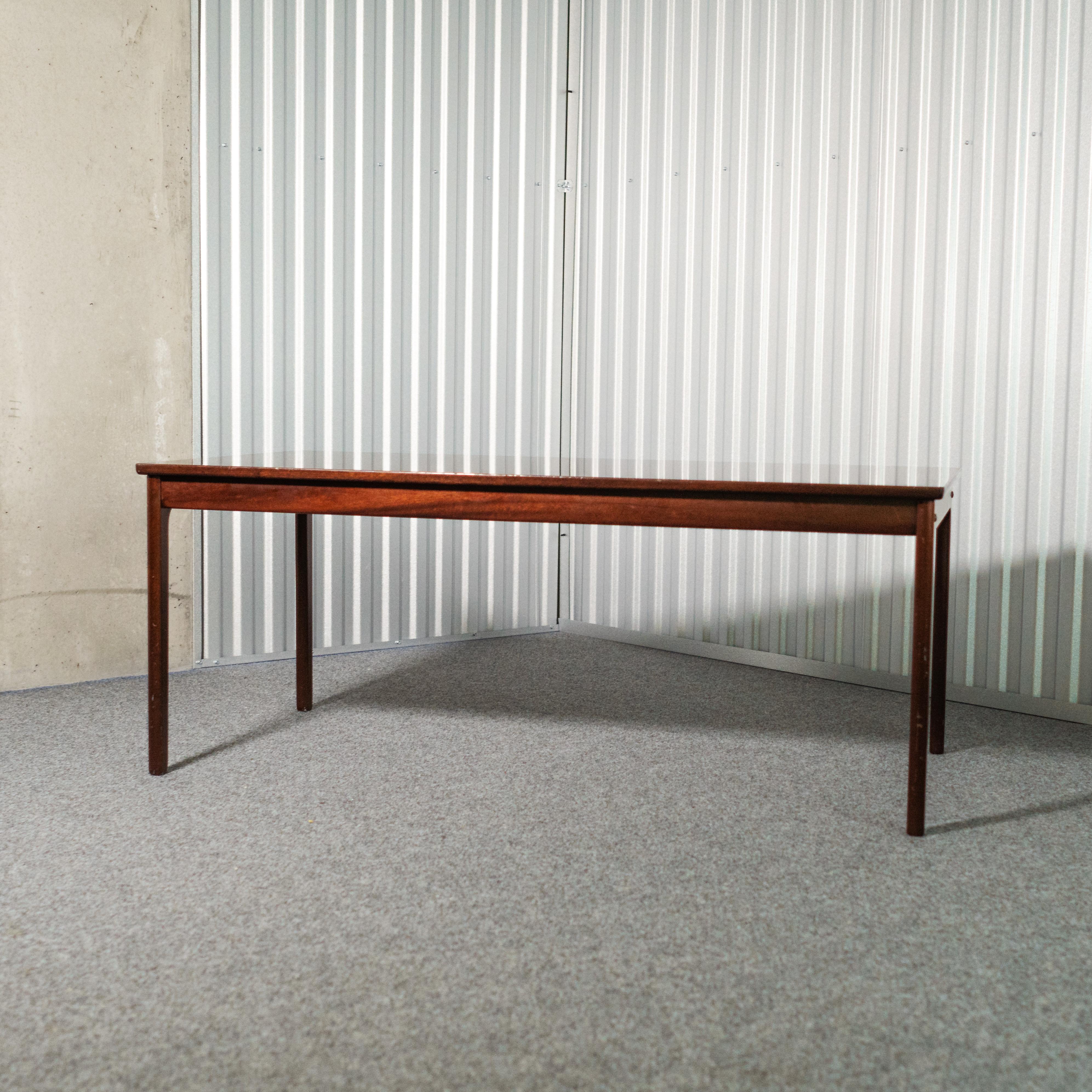 Original sofa table from the 1950s-1960s, Designed by Ole Wanscher. Made of rosewood.