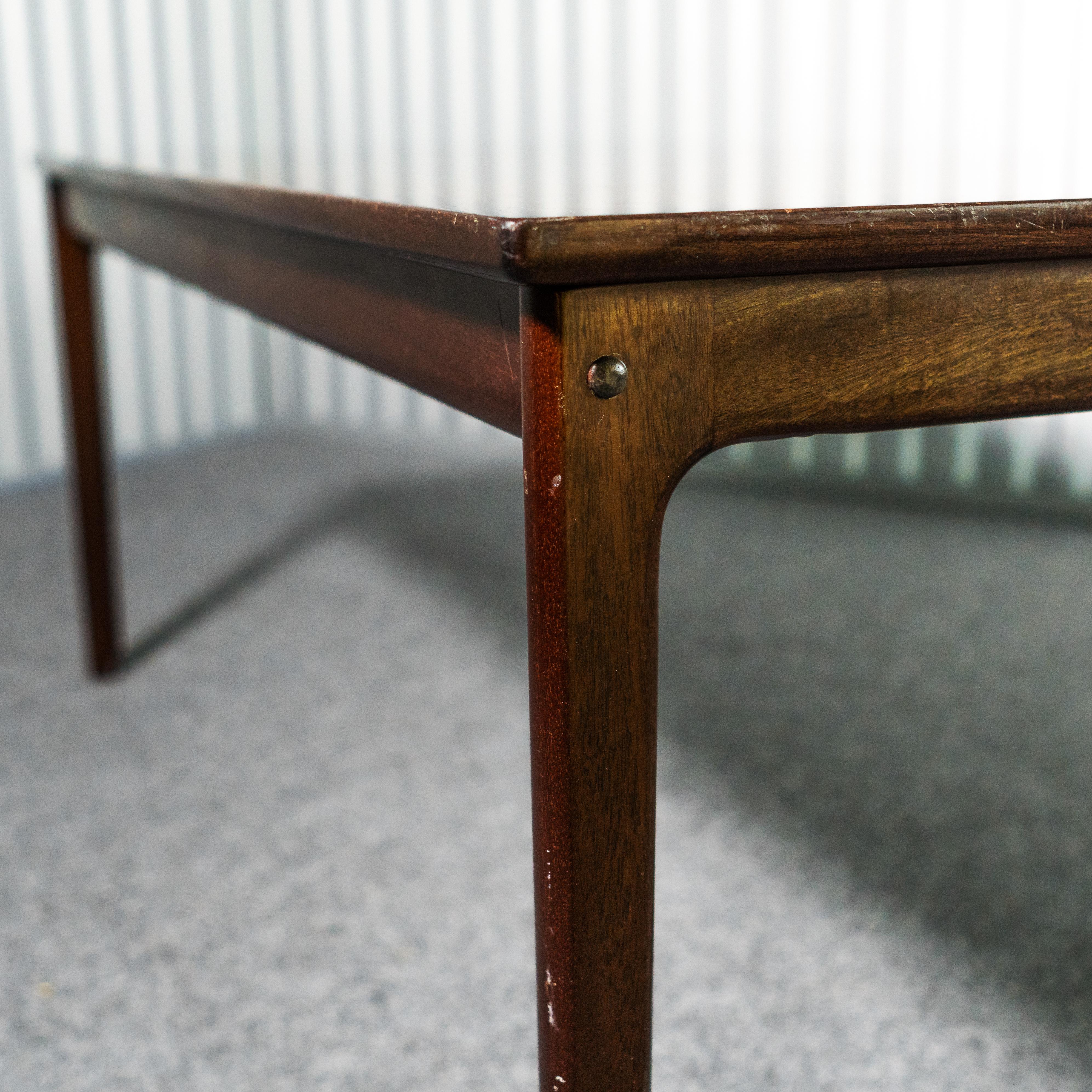 20th Century Ole Wanscher Rosewood Sofa Table In Good Condition For Sale In Valby, DK
