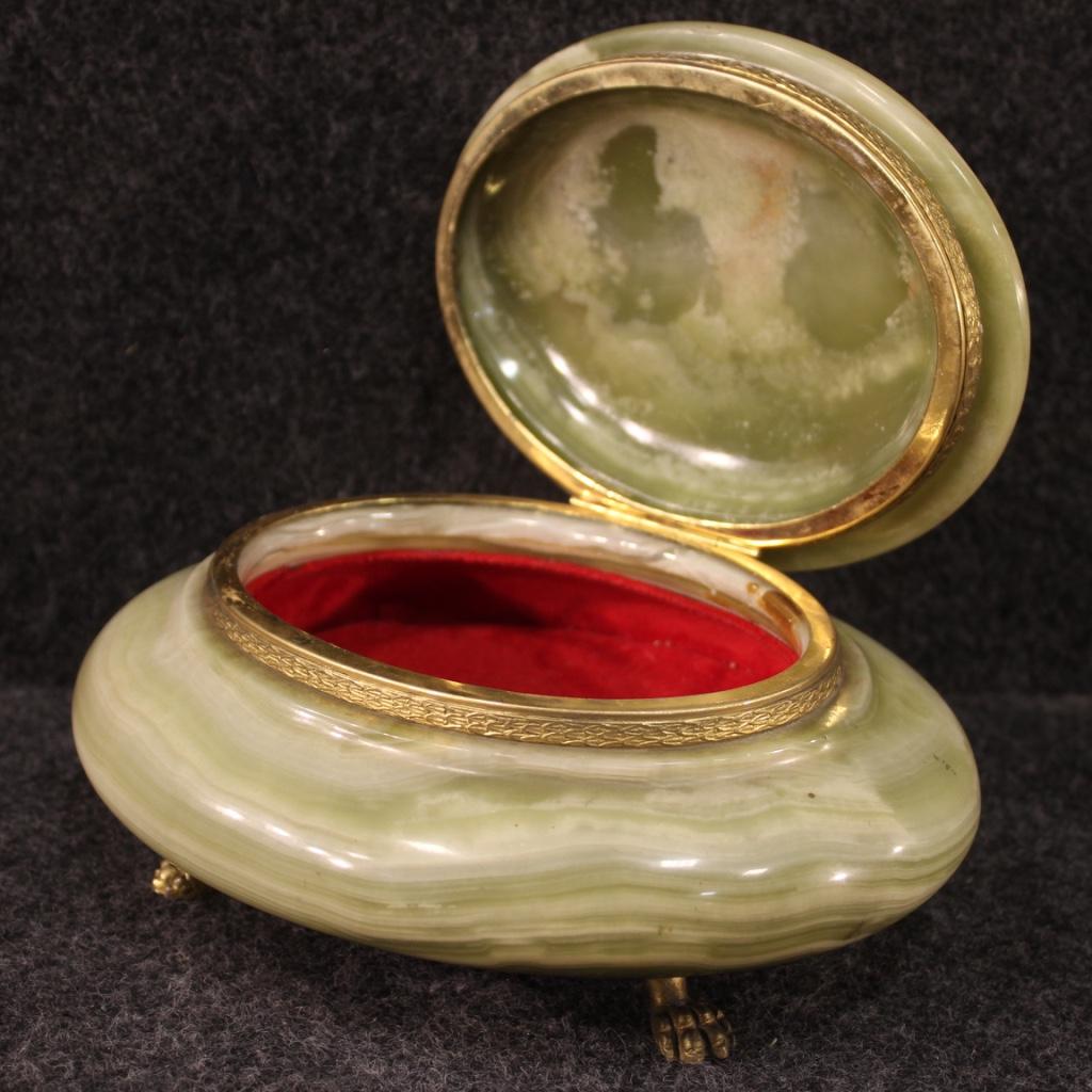 20th Century Onyx and Gold Brass Italian Jewelry Box, 1950 In Good Condition In Vicoforte, Piedmont