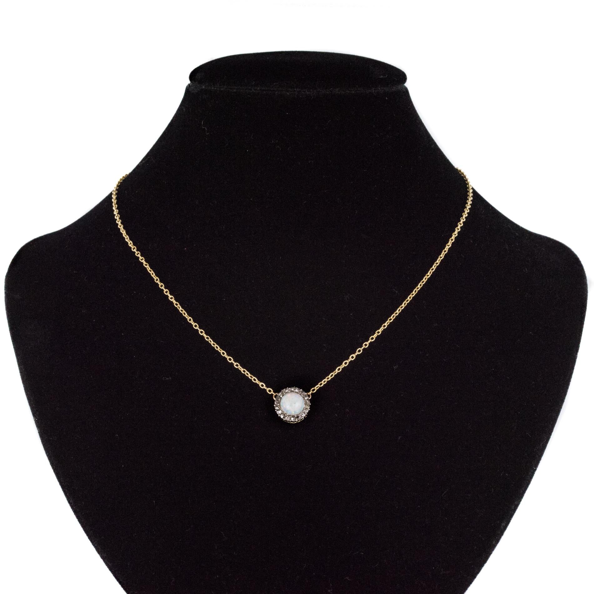 Women's 20th Century Opal Diamond 18 Karat Yellow Gold Pendant Necklace