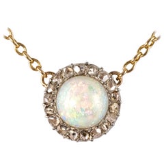 20th Century Opal Diamond 18 Karat Yellow Gold Pendant Necklace