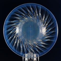 20th Century Opalescent Glass Bowl Entitled "Algues Salver" by René Lalique