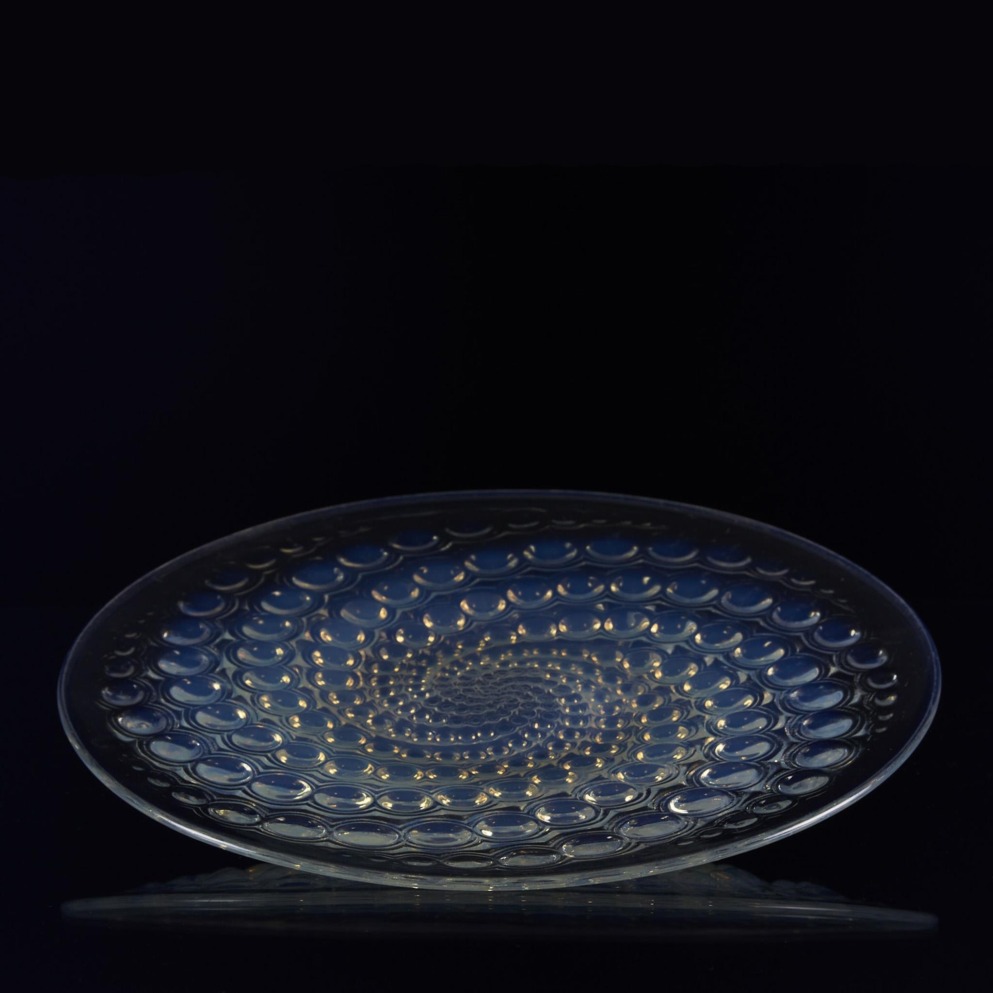 20th Century Opalescent Glass Plate Entitled 