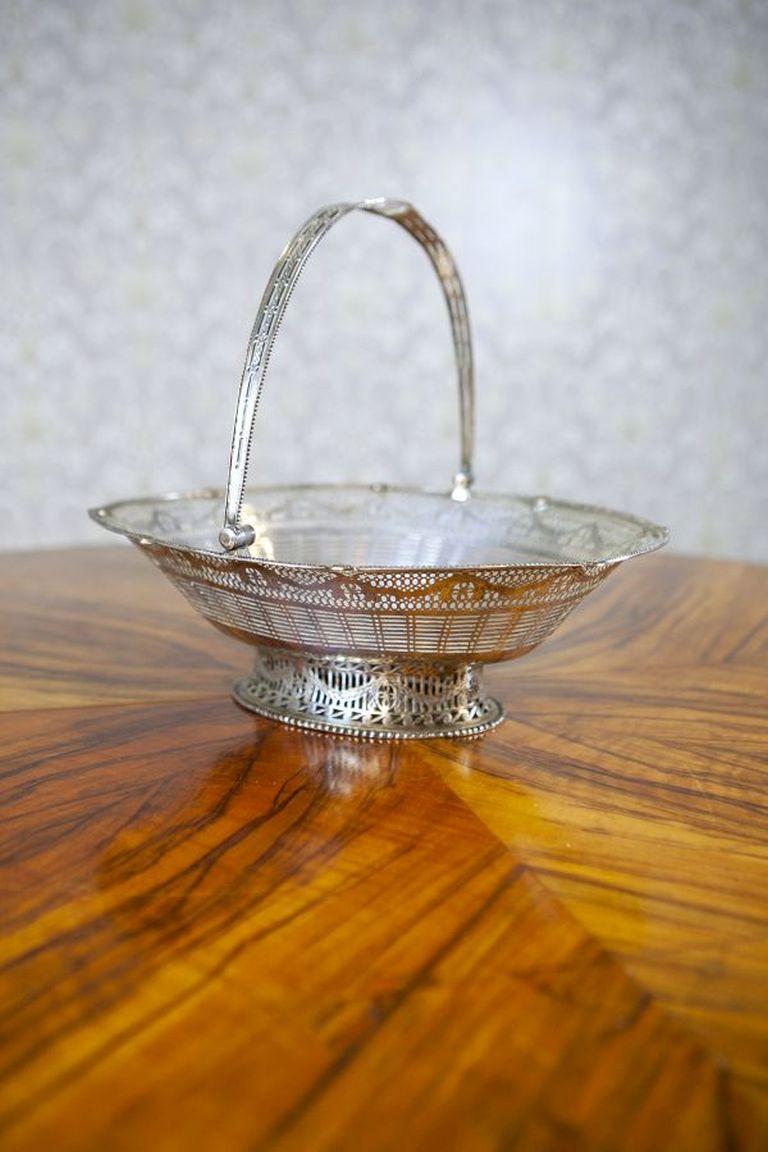 20th-Century Openwork Fruit Epergne In Good Condition For Sale In Opole, PL