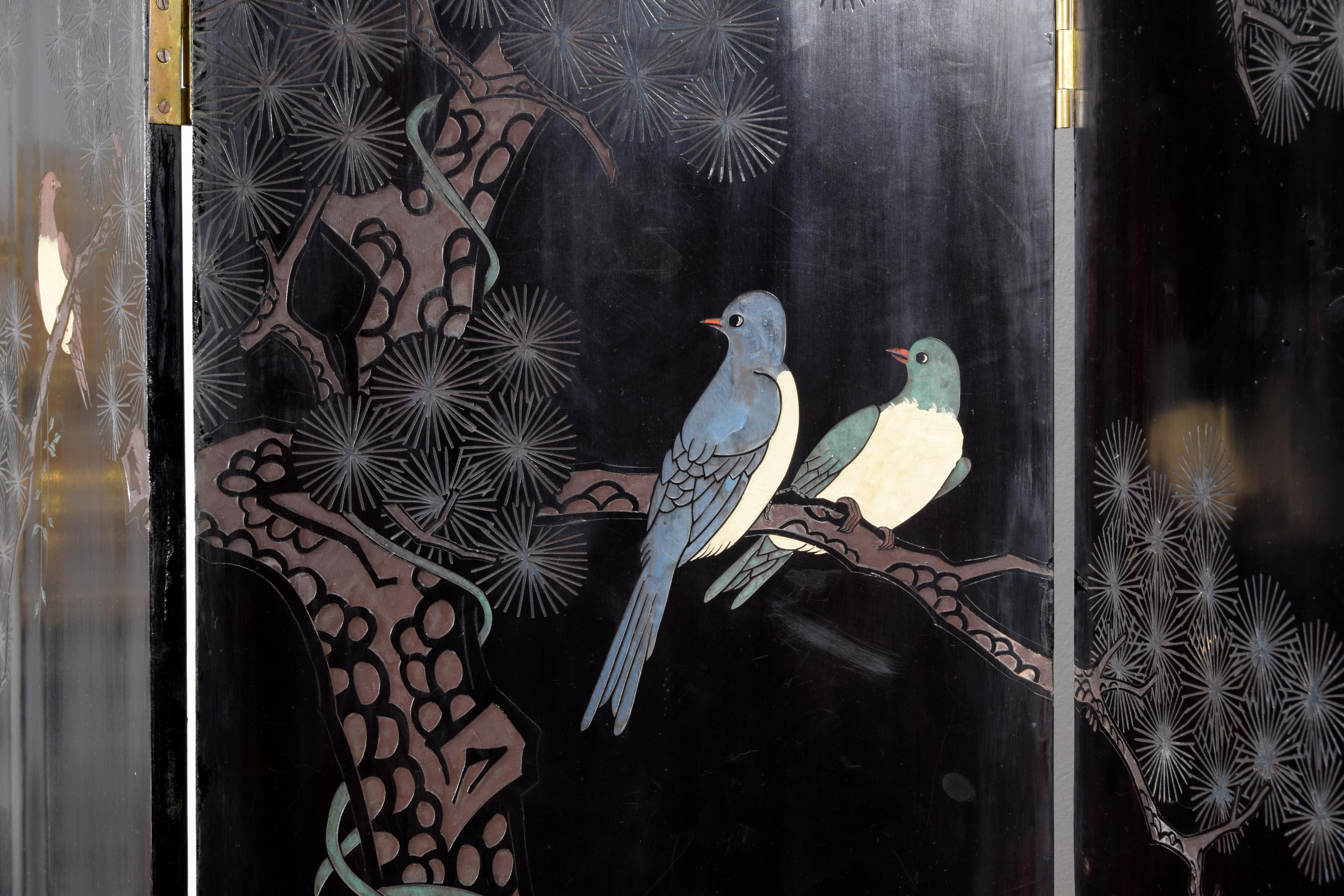 20th Century, Oriental Coromandel Lacquered Wood Screen For Sale 5