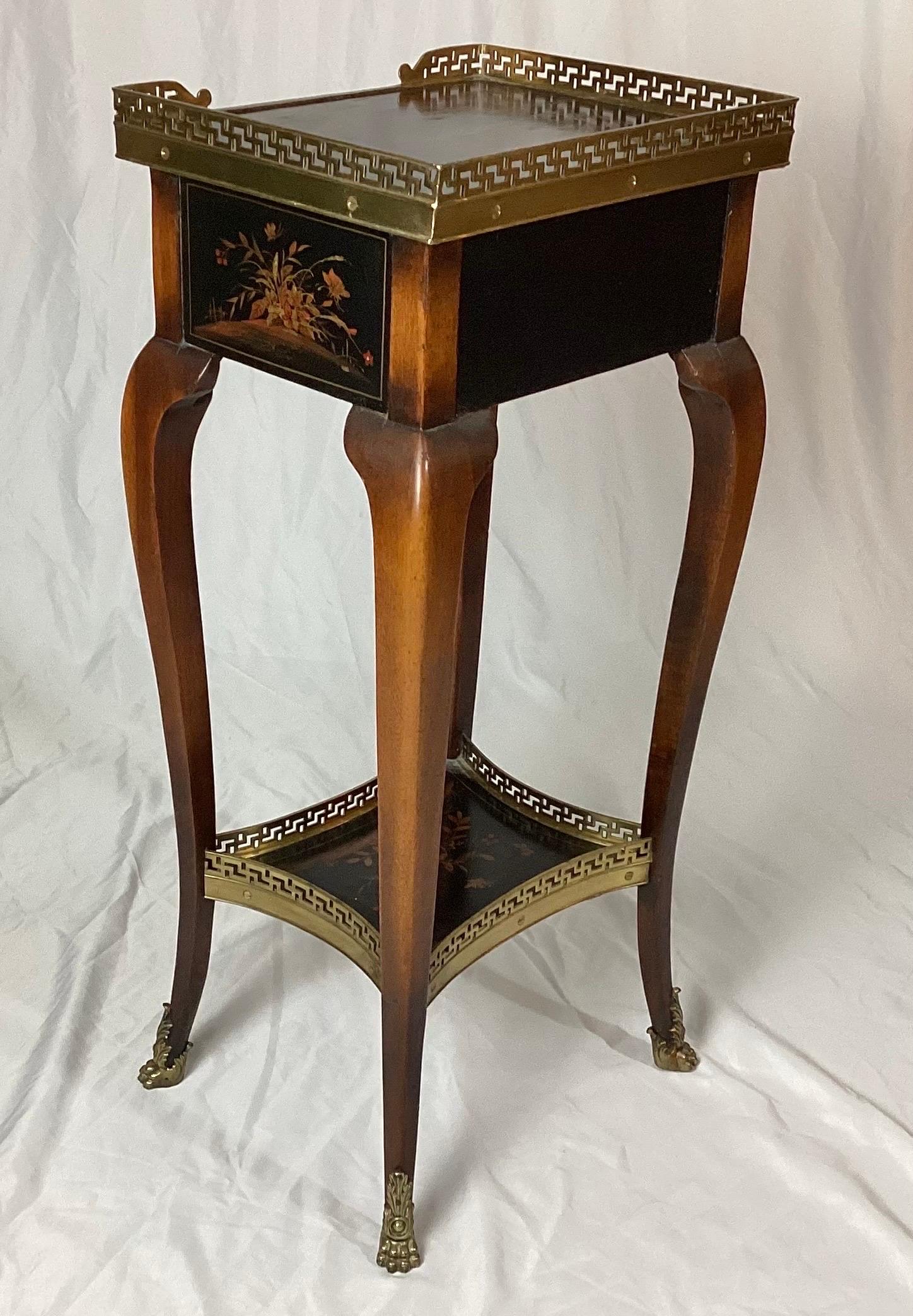 20th Century Oriental Chinoiserie Decorated One Drawer Stand with Brass Gallery For Sale 2