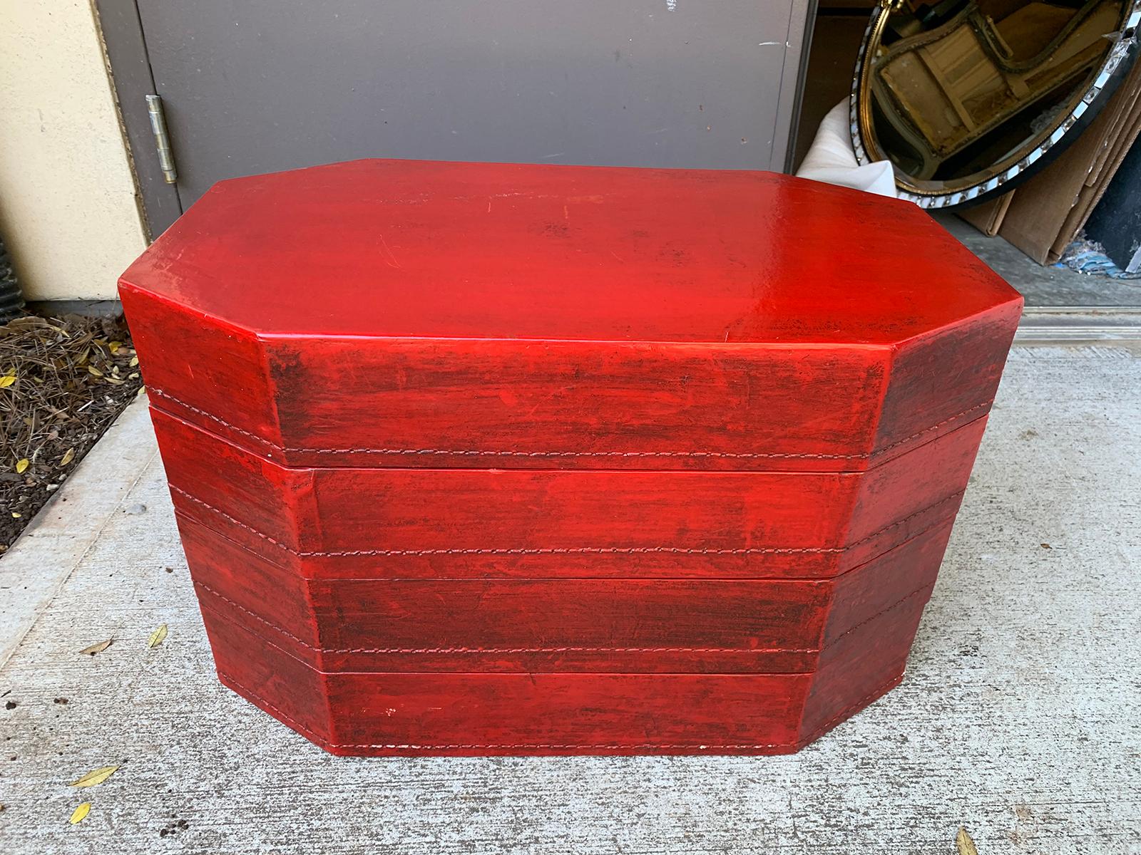 20th Century Oriental Lacquered Red Drinks Table 16
