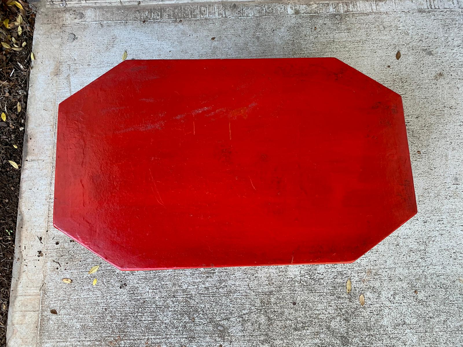 20th Century Oriental Lacquered Red Drinks Table In Good Condition In Atlanta, GA