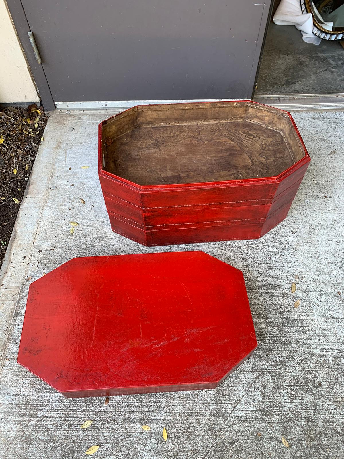 20th Century Oriental Lacquered Red Drinks Table 2