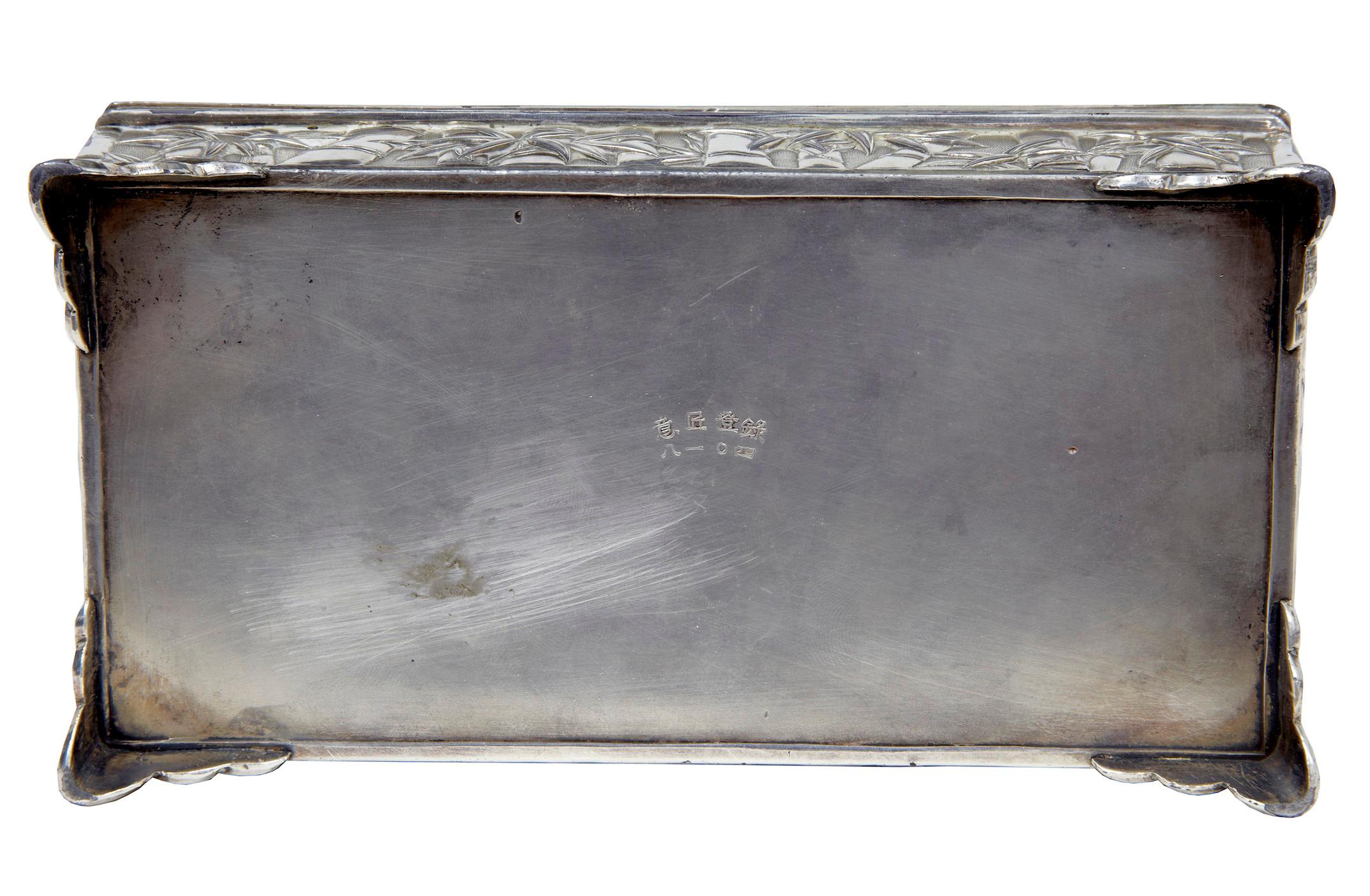 20th century oriental silver plate bamboo decorated tobacco box In Good Condition For Sale In Debenham, Suffolk