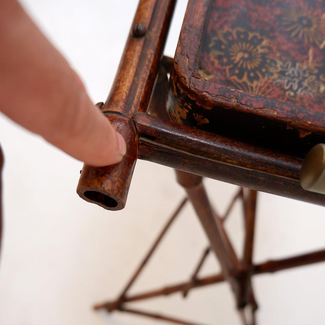 Chinoiserie 20th Century Oriental Tray Table on a Bamboo Stand For Sale