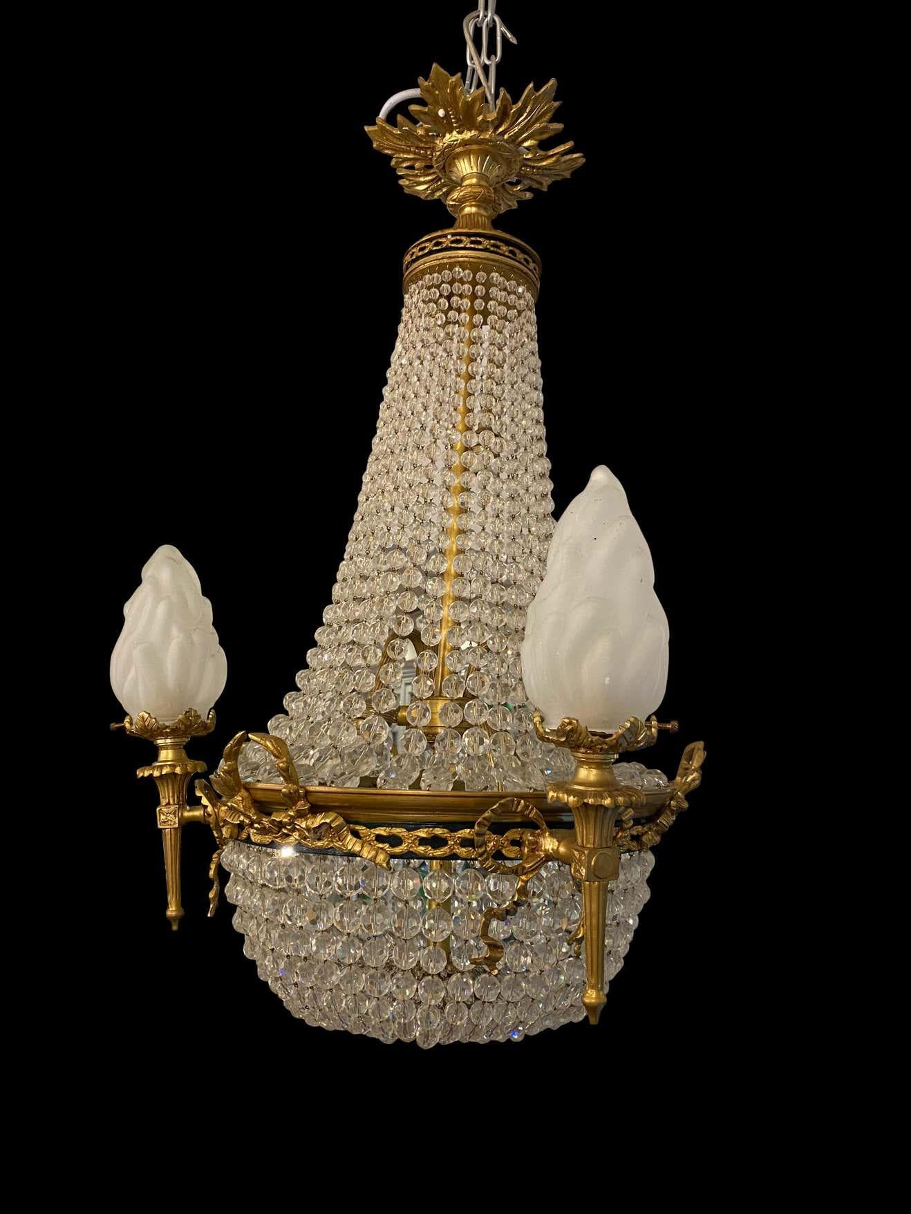 20th Century Ormolu and Glass Tent and Bag Chandelier In Excellent Condition For Sale In Southall, GB