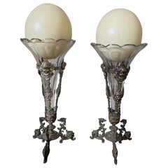 Pareja de jarrones de huevo de avestruz, cristal y bronce, S. XX, 1900