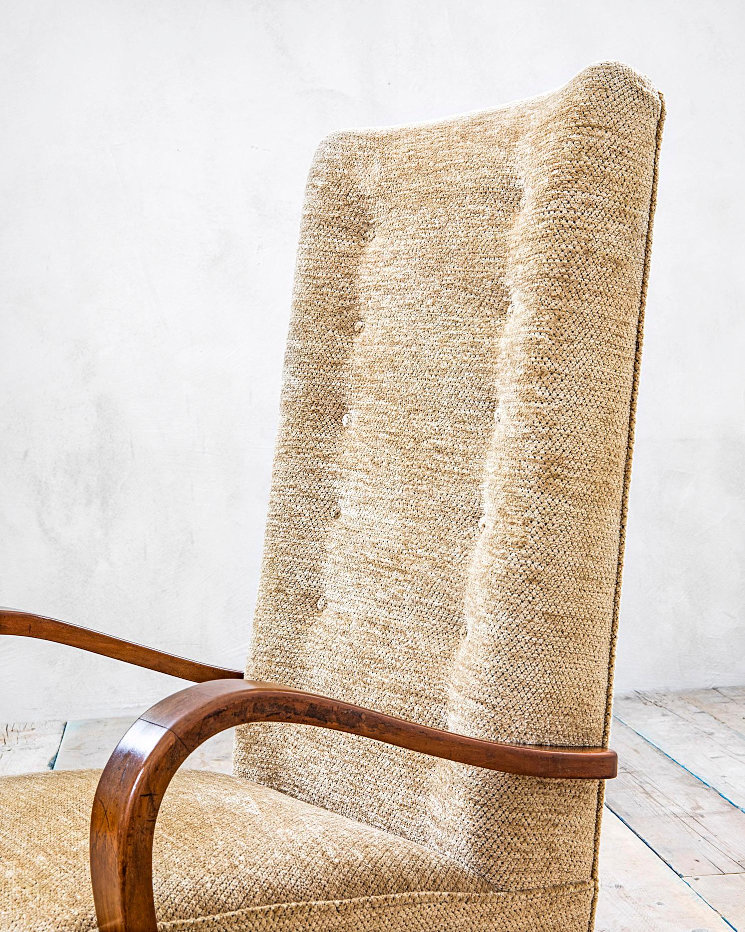 Mid-20th Century 20th Century Osvaldo Borsani Attributed Pair of Armchairs in Wood and Fabric
