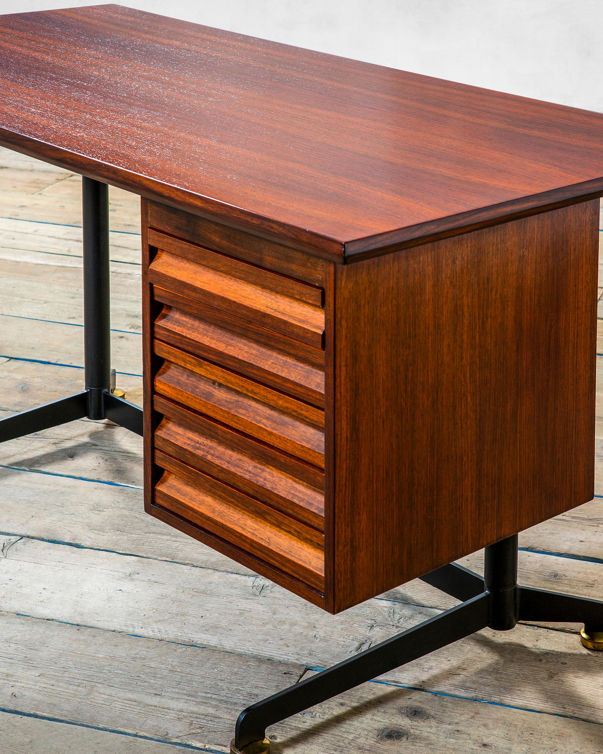 Mid-Century Modern 20th Century Osvaldo Borsani for Tecno T90 Desk Wood with Chest of Drawers 60s For Sale
