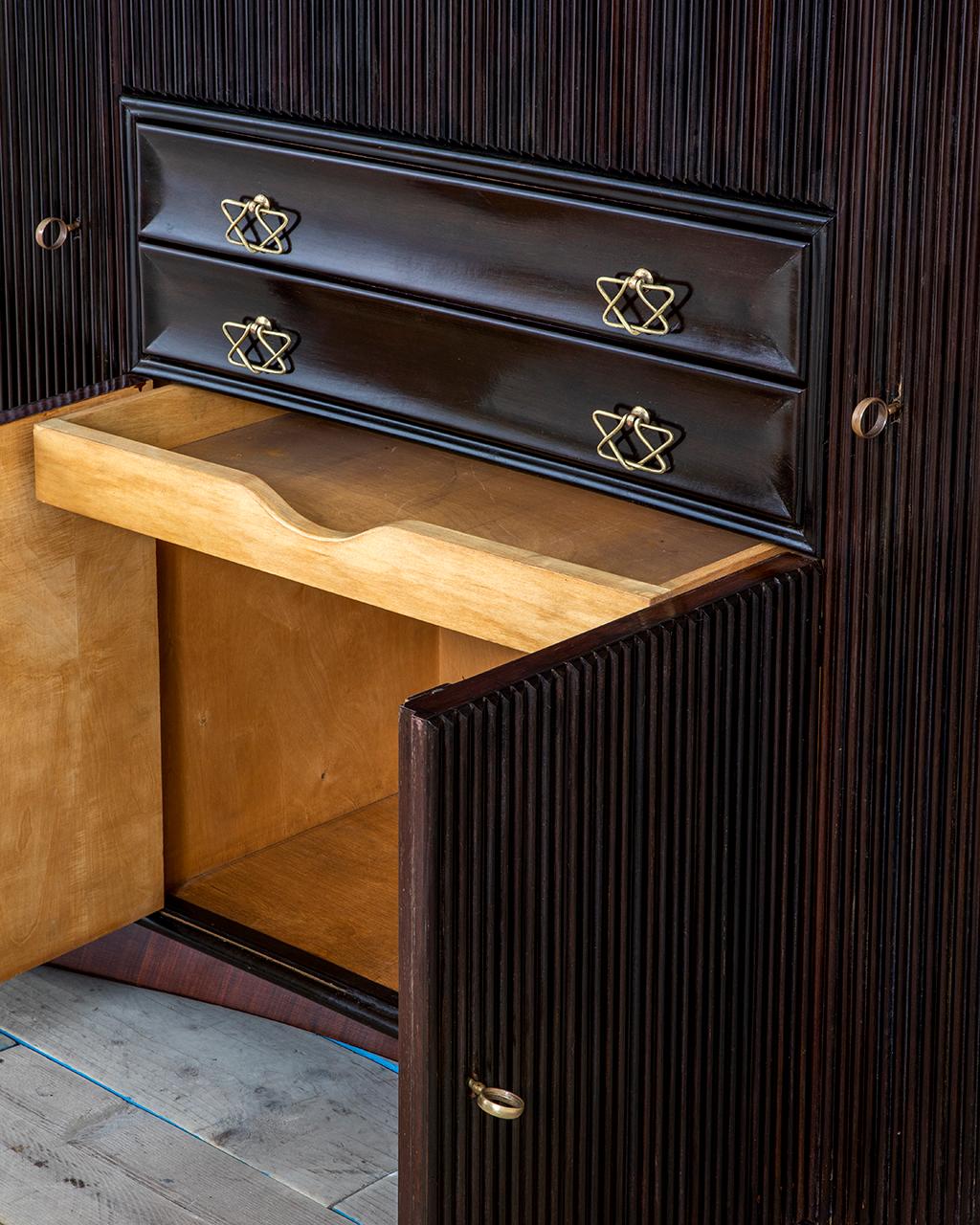 Italian 20th Century Osvaldo Borsani Large Cabinet in Dark Wood and Brass Handles '40s