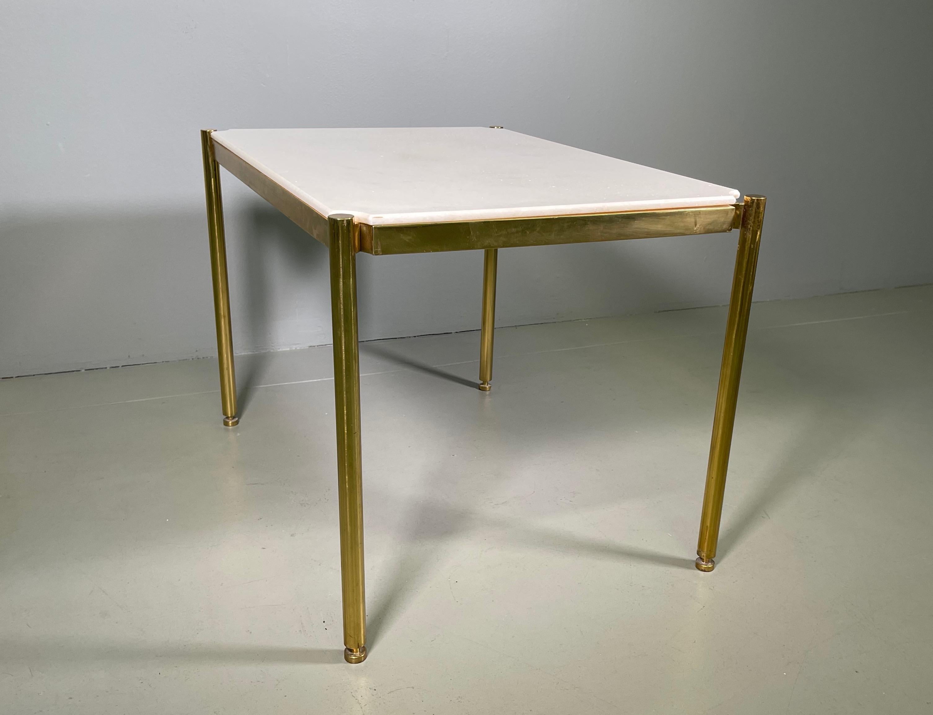 20th Century Osvaldo Borsani Low Table in Brass and Rare Sivec Marble for Tecno For Sale 6
