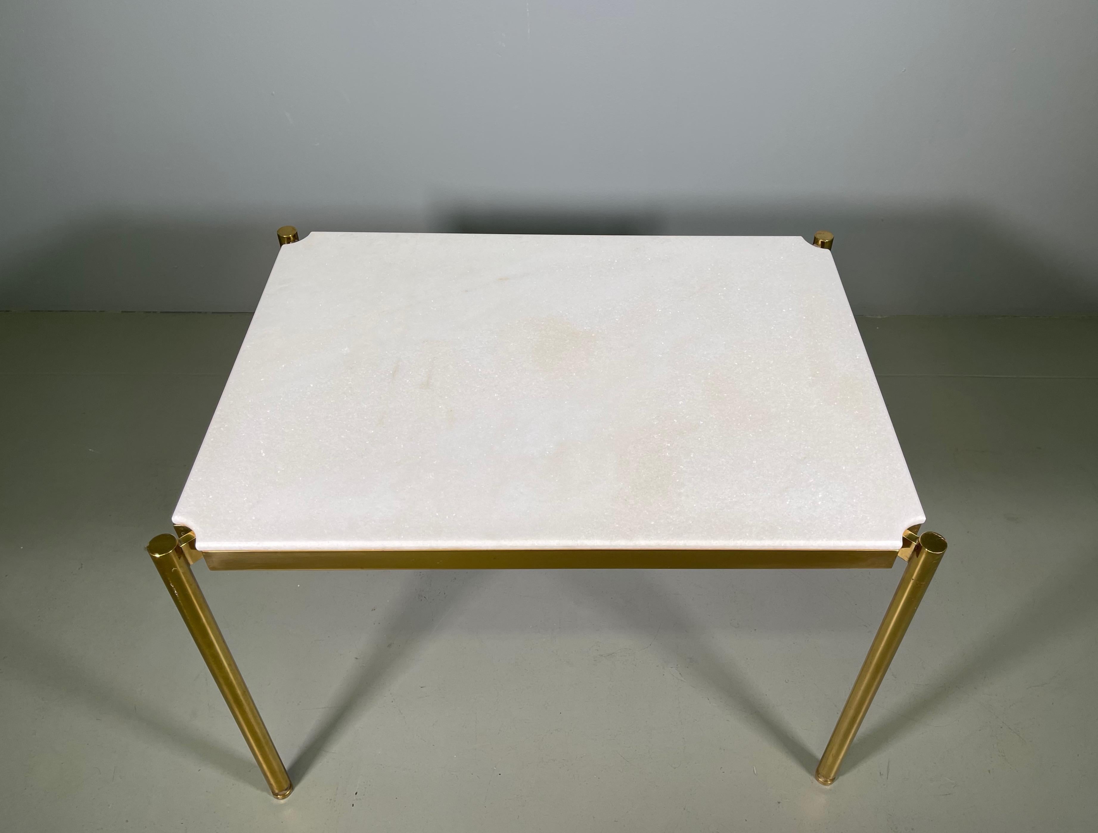20th Century Osvaldo Borsani Low Table in Brass and Rare Sivec Marble for Tecno In Excellent Condition For Sale In Rovereta, SM
