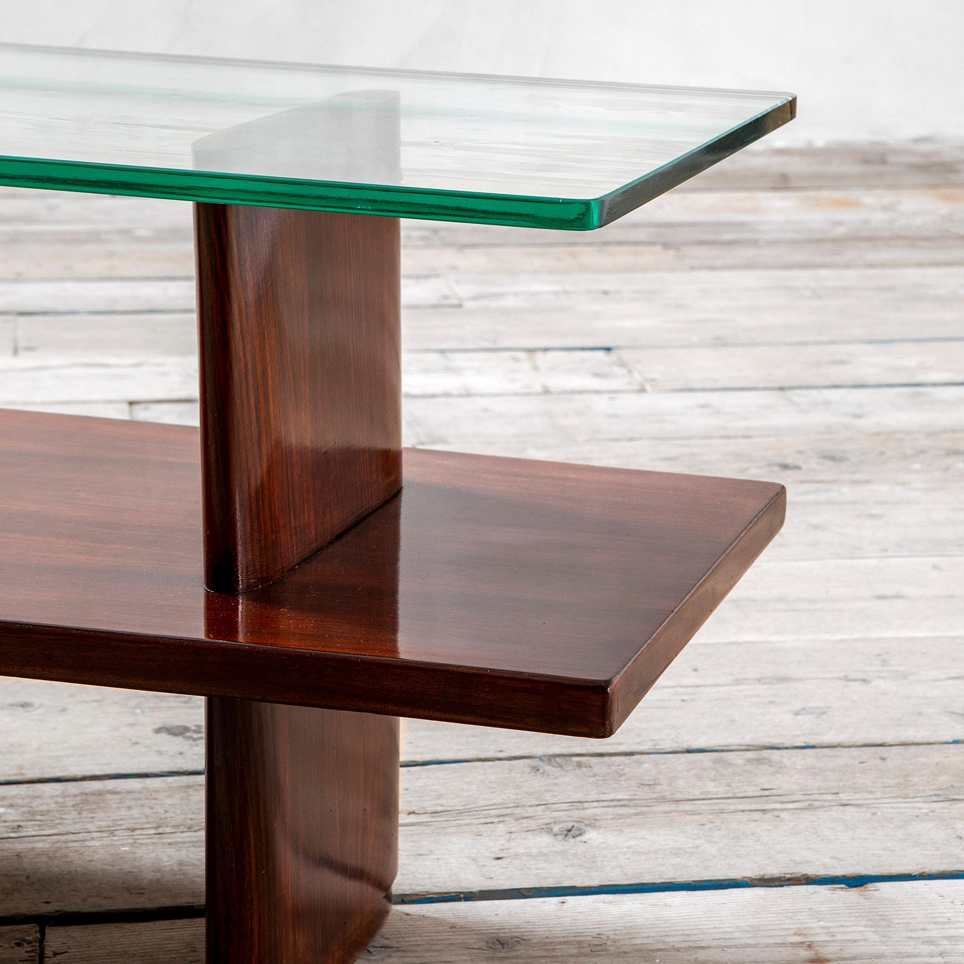 20th Century Osvaldo Borsani Wood and Glass Coffee Table by Arredamenti Varedo In Good Condition For Sale In Turin, Turin