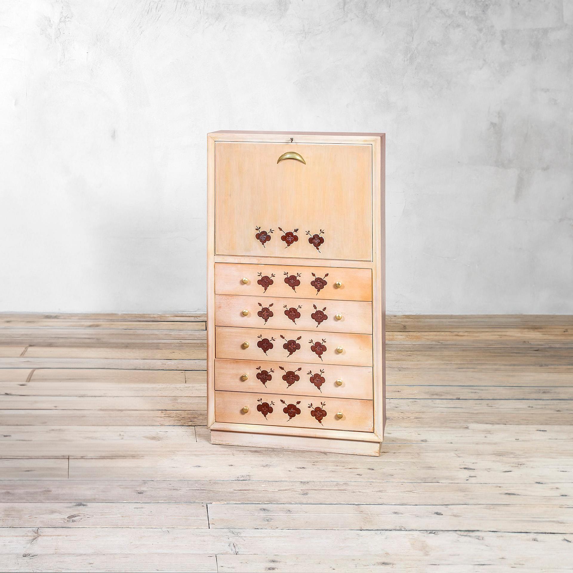 Mid-Century Modern 20e siècle, Osvaldo Borsani Wooden Cabinet 40s en vente