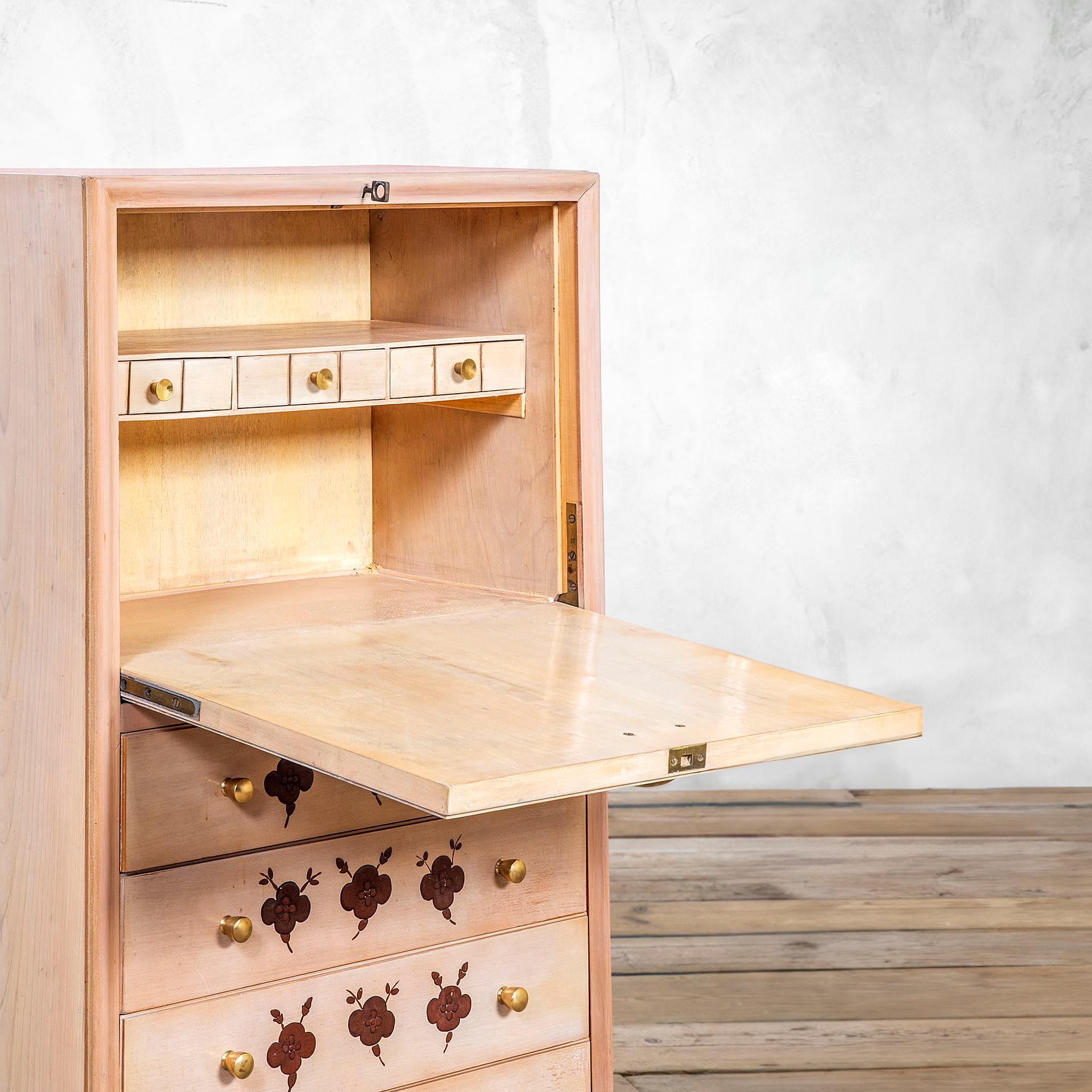 Mid-20th Century 20e siècle, Osvaldo Borsani Wooden Cabinet 40s en vente
