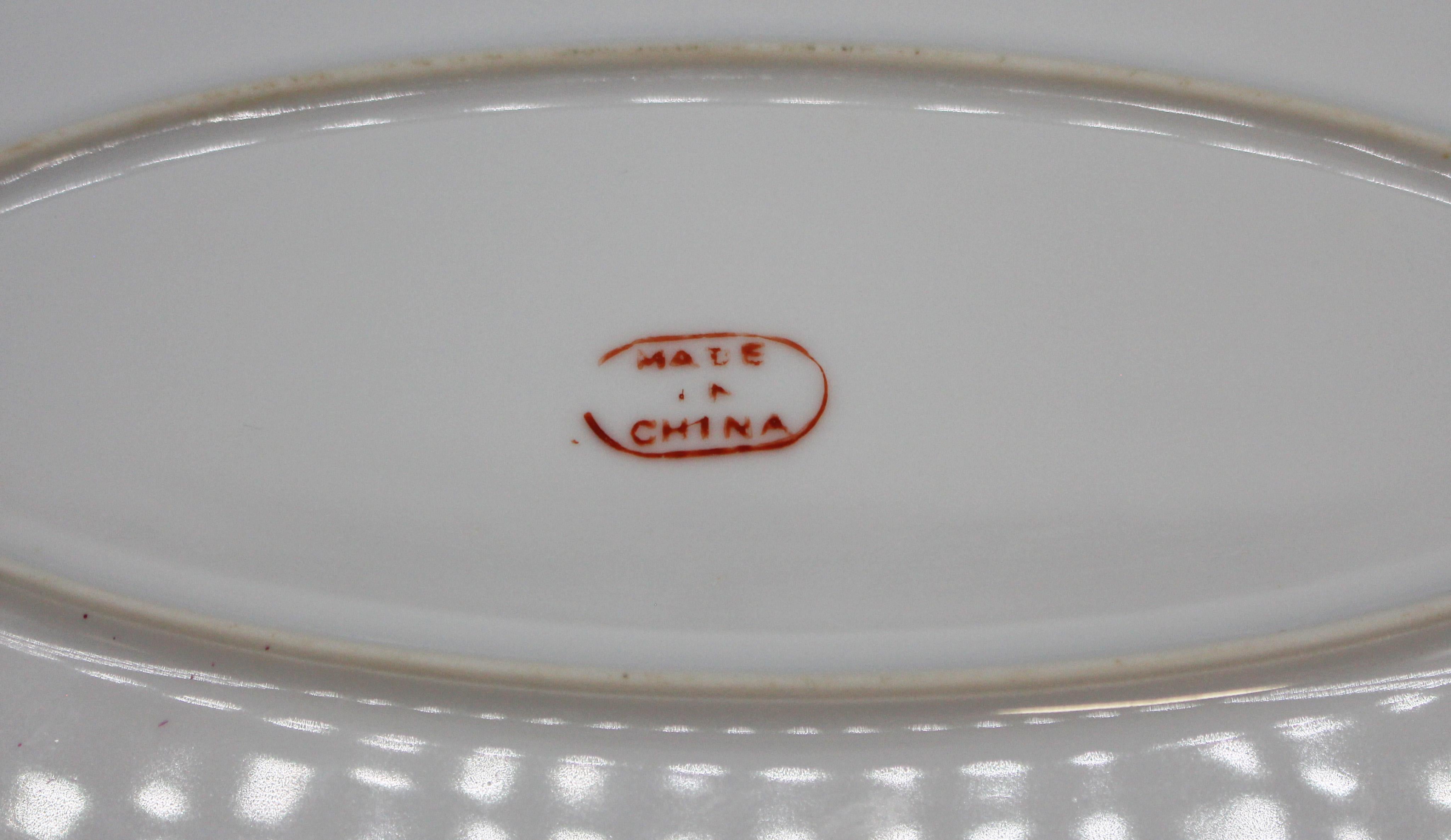 Chinese Export 20th Century Oval Rose Canton Platter