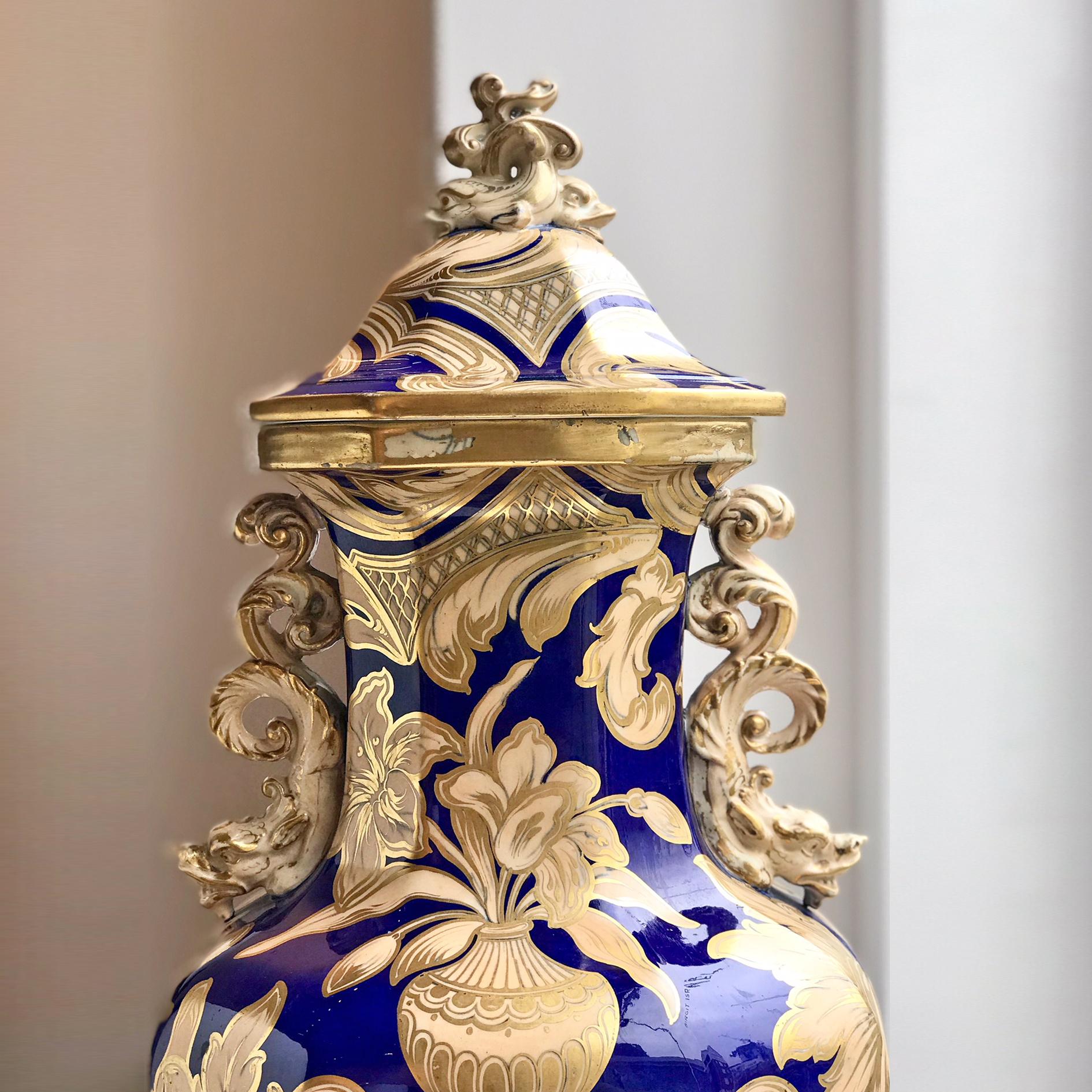 Painted 20th Century Oversized Oriental Style Blue and Gold Antique Vase by Spode For Sale