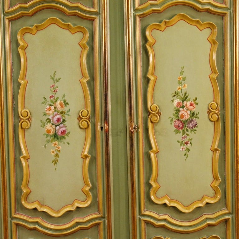 20th Century Painted and Gilded Wood Italian Wardrobe, 1970 For Sale at