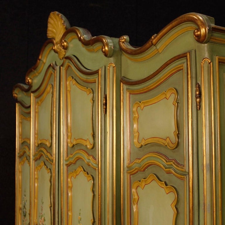 20th Century Painted and Gilded Wood Italian Wardrobe, 1970 For Sale at