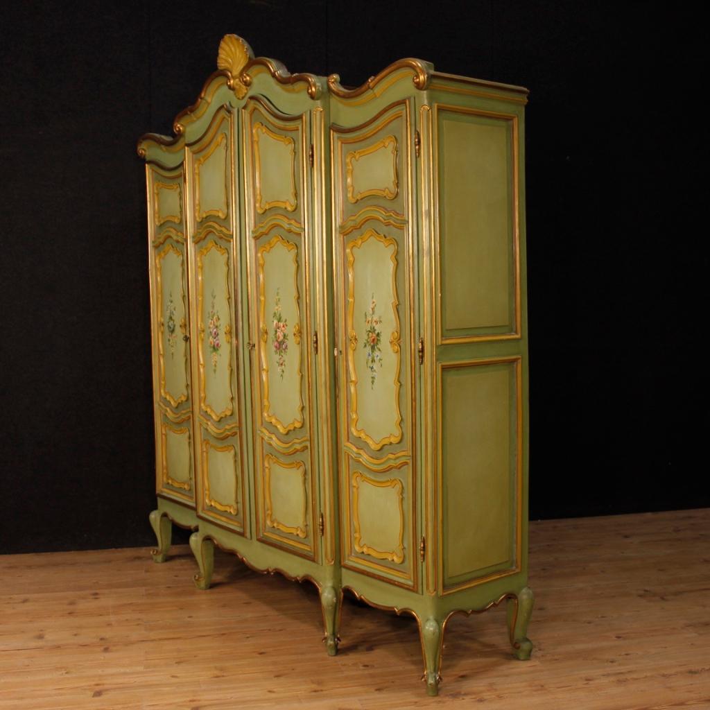 20th Century Painted and Gilded Wood Italian Wardrobe, 1970 In Good Condition In Vicoforte, Piedmont