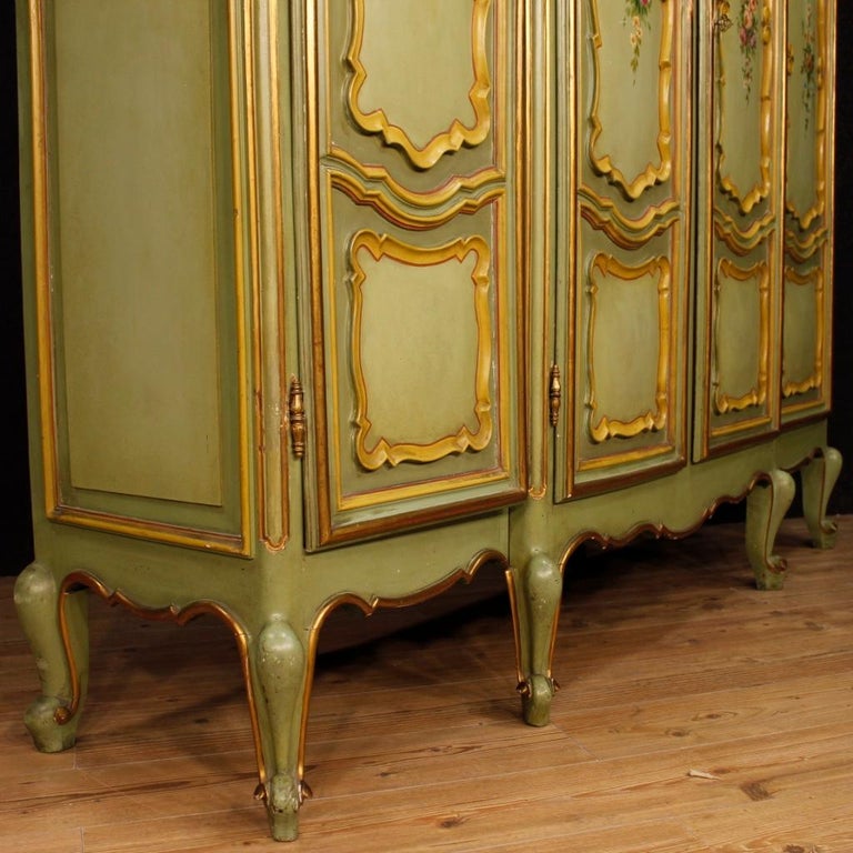 20th Century Painted and Gilded Wood Italian Wardrobe, 1970 For Sale at