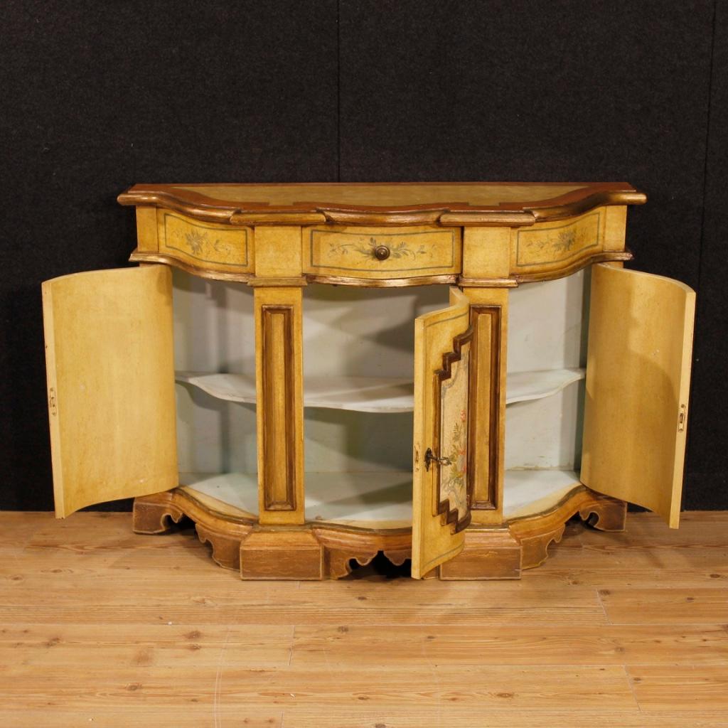 20th Century Painted and Giltwood Italian Sideboard, 1970 5