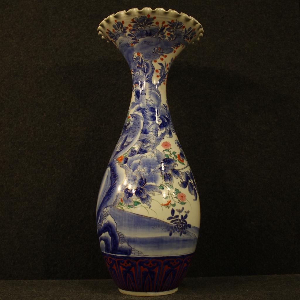 20th Century Painted and Glazed Ceramic Japanese Oriental Vase, 1920 For Sale 7