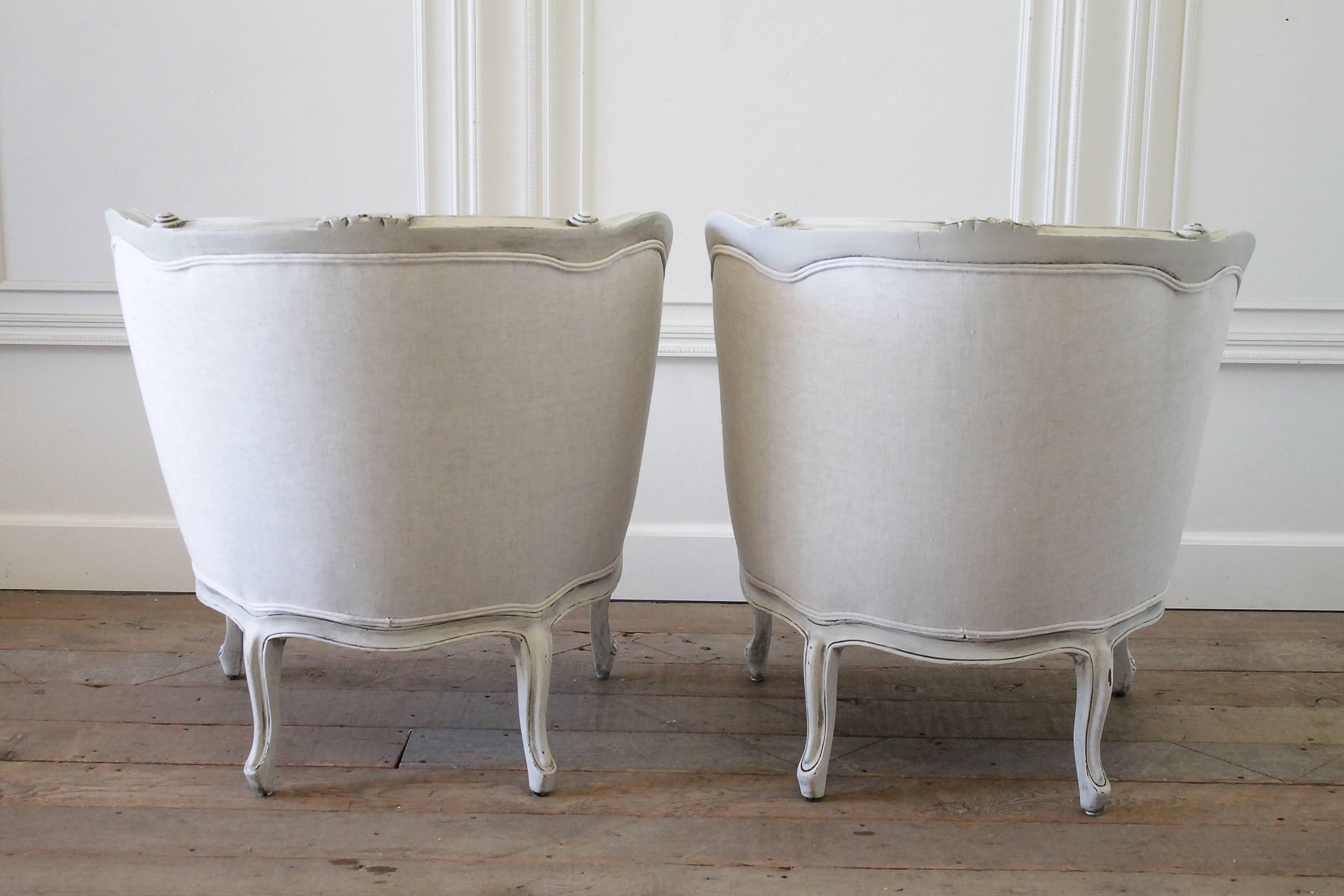 20th Century Painted and Upholstered Pair of Linen Bergere Chairs 3