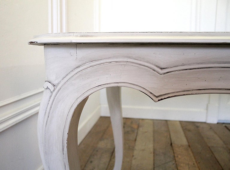 20th Century Painted Louis XV Style Country French Dining Table with Drawers For Sale 7