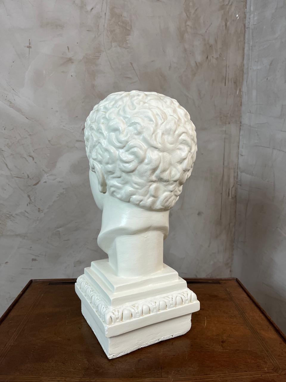 Buste d'Apollo en plâtre peint du 20e siècle, années 1950 Bon état - En vente à LEGNY, FR