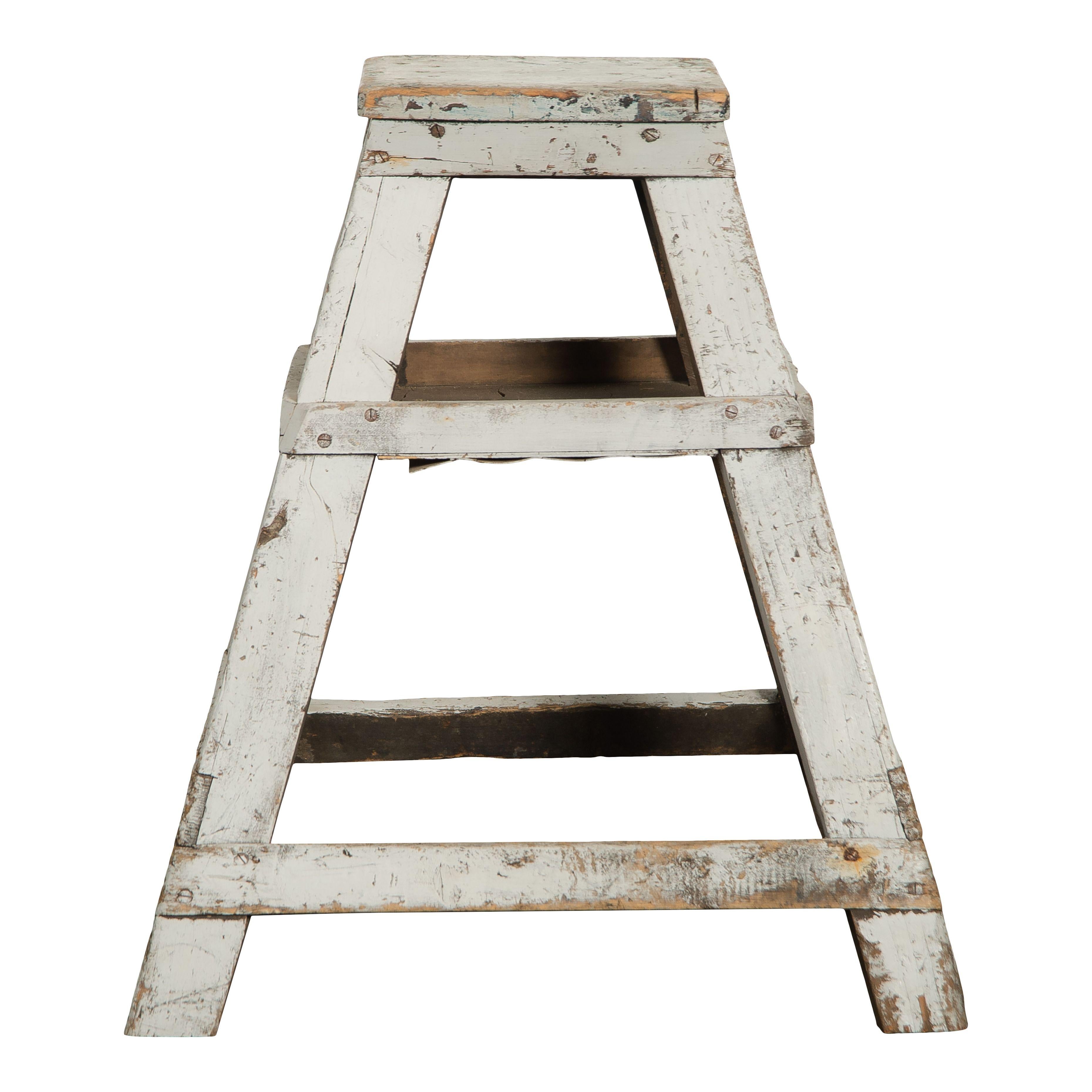 20th Century Painted Wood Sculpture Stand For Sale 2