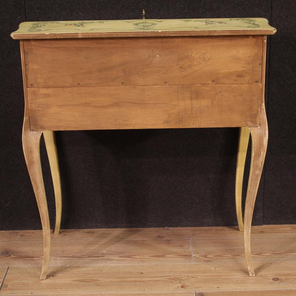 20th Century Painted Wood Venetian Style Bureau Desk, 1960s For Sale 4