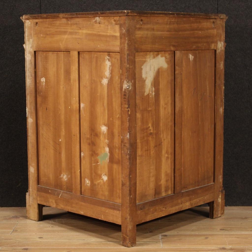 20th Century Painted Wood Venetian Style Corner Cabinet, 1930 In Good Condition For Sale In Vicoforte, Piedmont