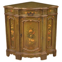 20th Century Painted Wood Venetian Style Corner Cabinet, 1930s