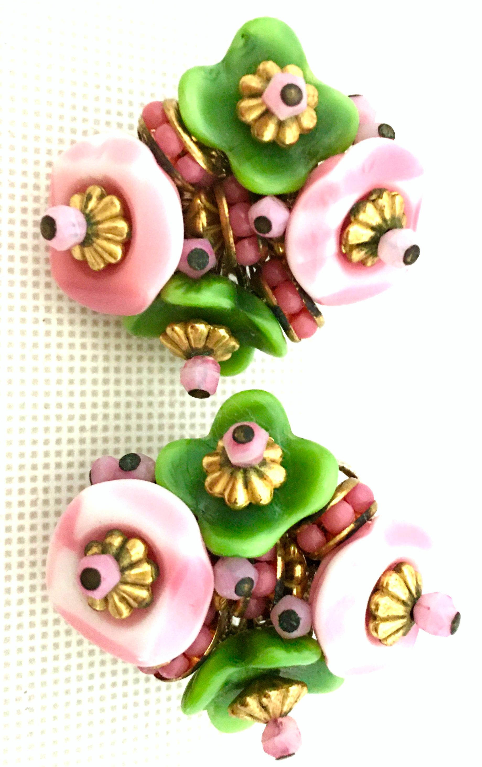 20th Century Pair Of Alice Caviness Abstract Flower Earrings-Signed For Sale 1