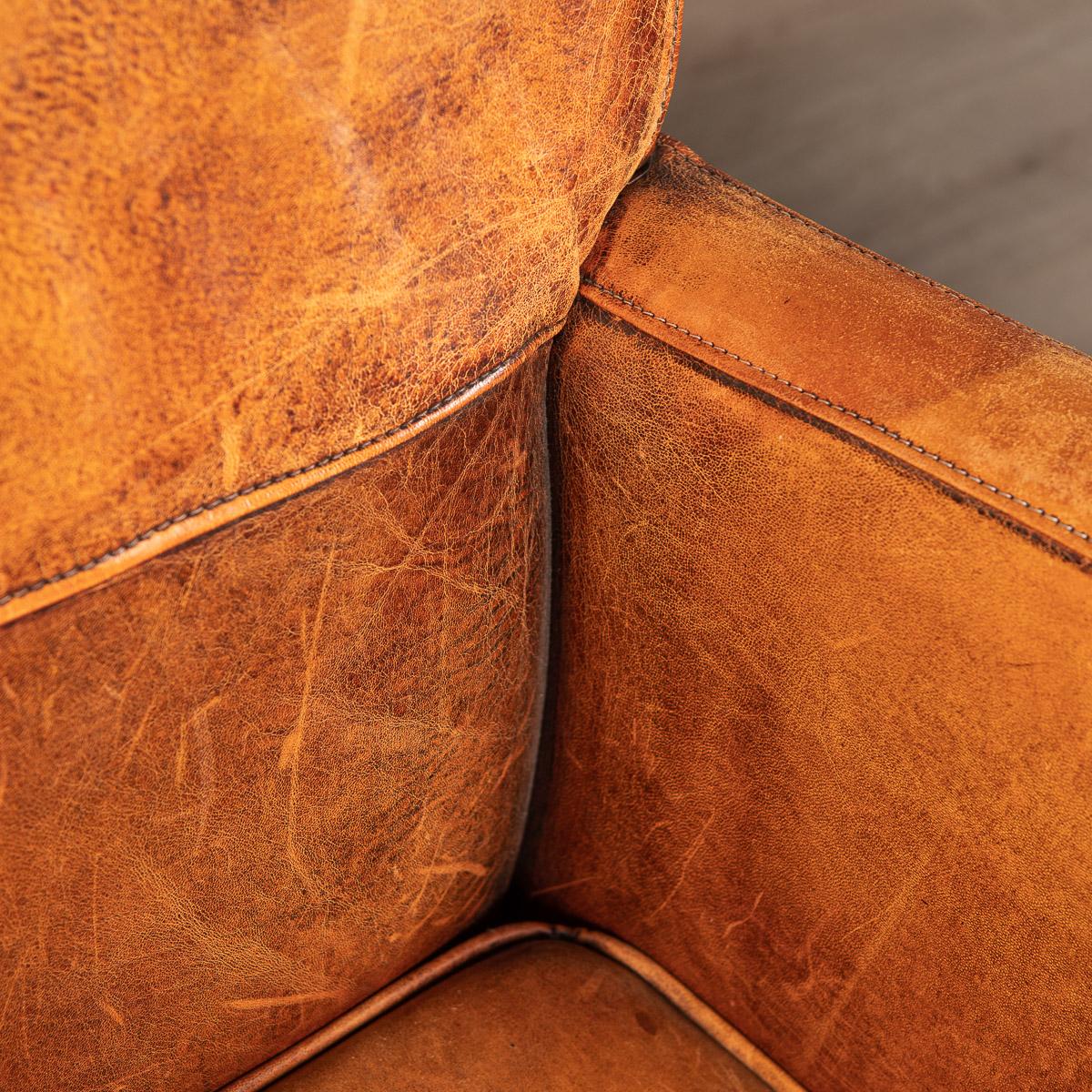 20th Century Pair Of Art Deco Style Dutch Sheepskin Leather Club Chairs 7