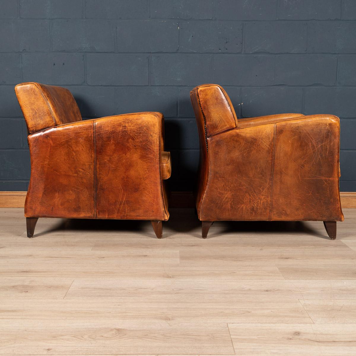 20th Century Pair Of Art Deco Style Dutch Sheepskin Leather Club Chairs 1